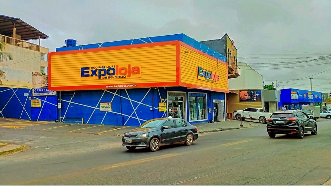Fachada da Expoloja — Cuiabá MT